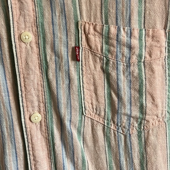 90’s Levi’s Button Down Shirt Stripes - Picture 2 of 3